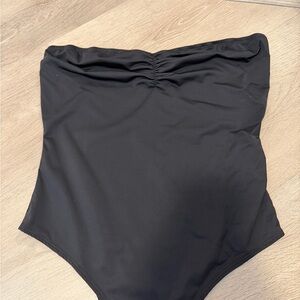 Princess Polly Classic Black bodysuit